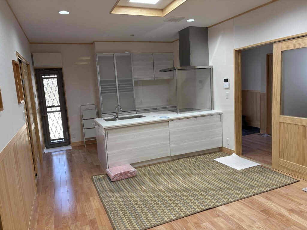 美津島鶏知キッチン